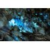 Гранит Lemurian Blue - гранит зелено-черного-золотистого цвета с большими голубыми кристаллами 